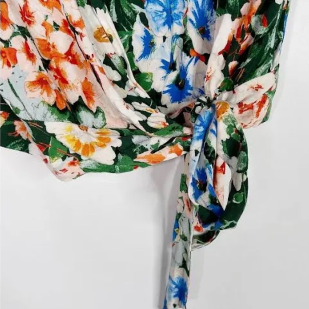 ZARA floral crop blouse Medium - Picture 2 of 4